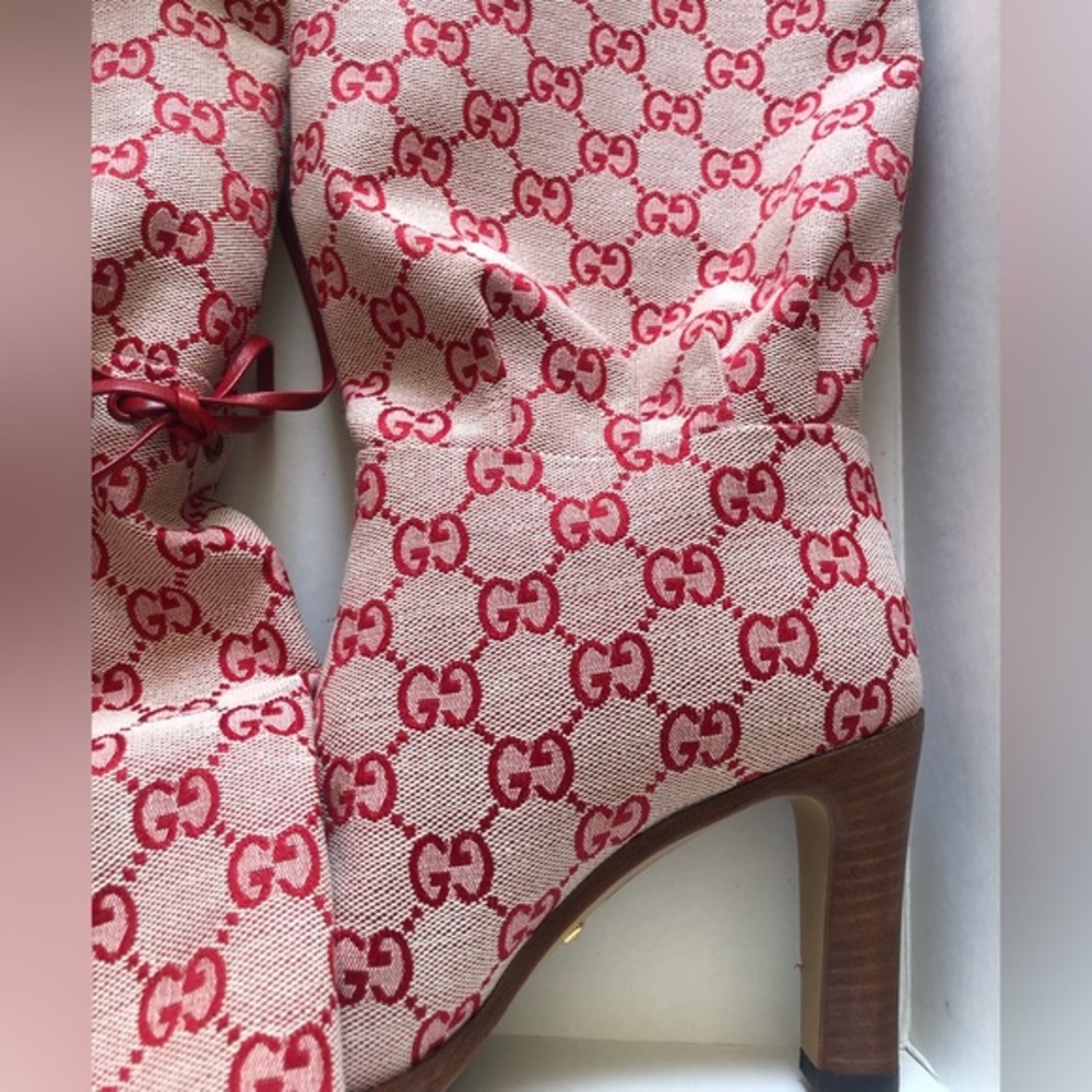 Gucci Red Patterned Heeled Boots - Picture 5 of 13